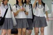 【朗報】中国で日本のJK制服が大ブーム