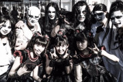 BABYMETALの神バンドの外見投票　“マスクに投票した奴は誰だ！”　【海外の反応】