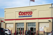 【悲報】時給1500円のコストコ出店→近隣の店が悲惨なことに…これ誰が悪いの?