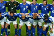 【画像】2002年ワールドカップ日本代表…個性極めてる奴らの集まりだったｗｗｗｗｗ