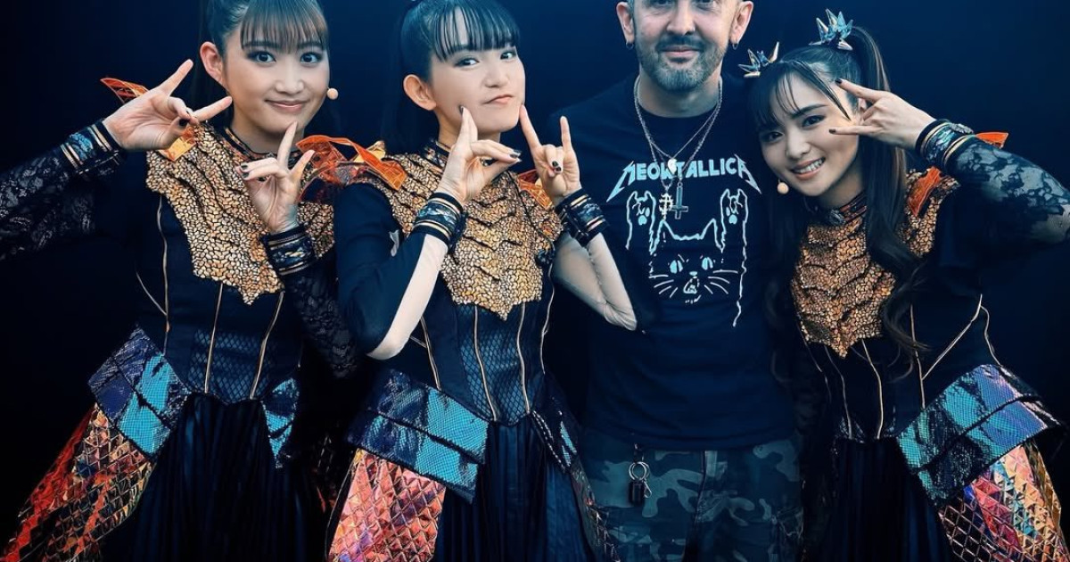 【海外】BABYMETALとフレデリク・ルクレールのバックステージショット