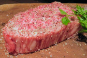 霜降りの牛肉って食べたことある？やっぱり脂がトロけて美味しいの？