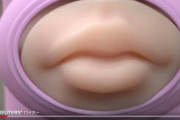 離れていてもキスできる「ロボット唇」爆誕！本物の体温と圧力を再現→キモすぎると話題ｗｗｗｗｗｗ