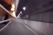 【圏央道】大型トラックのギリギリ追い越しにガチで殺されかけたCB250R乗りの車載映像。