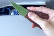 【動画】飛行機内ナイフ持ち込みチャレンジに成功した日本人のYouTubeが人気に。