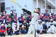 阪神・小川が勝ちパターン入り誓う　小幡は「内野全部」でアピール　少年野球チームと交流