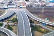 【動画】どうしてこうなった。中国の道路計画、謎すぎるｗｗｗ