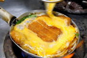 彼女「カツ丼作るねー」ワイ（頼むぞ・・・）