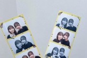 【乃木坂46】佐藤璃果と小川彩、フードコートでたこ焼きを食べる