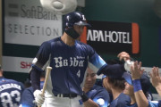 西武・石井一成、逆方向に先制ホームラン！