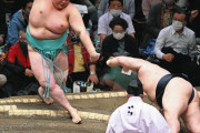 【驚愕】大相撲「2万円出して見に行って15秒で試合が終わります」