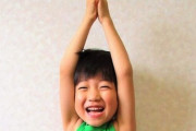 【可愛すぎ】趣味でギターやってるんだが、もうすぐ3歳の息子が興味を持ち始めて…