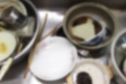 皿洗い代わるよと夫に言われて一日半　一日半前より更に溜まってるんですけど・・・
