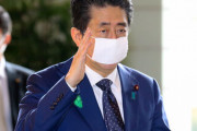【悲報】安倍首相、全ての政策が遅いために評価が落ちてしまう