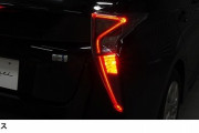 【悲報】プリウスの『Σ』みたいなブレーキランプｗｗｗｗｗｗｗｗ