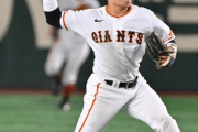 巨人・門脇誠は「2年目のジンクス」を打破できるか　後半戦打率セ界3位の.320と攻守の柱に