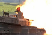 韓国人「日本の最新型戦車の性能が凄すぎる‥（ﾌﾞﾙﾌﾞﾙ」走行中でも命中率が『百発百中』　韓国の反応
