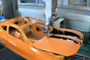 【技術】BMWがマスキングを必要としない新しい塗装技術を試験中。