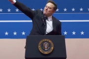 【動画】イーロン・マスクさん、ナチス式敬礼をしたと指摘される…　トランプ支持者は「ローマ式敬礼だ」と主張