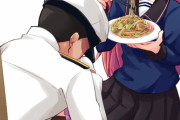 【艦これ】司令官の机の上でやきそばを食べている卯月 他