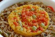 カップ麺の後乗せ天ぷらって、結局最初にすぐ食っちゃうよな？