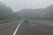 【動画】新名神高速で逆走車が暴走　車６台が事故