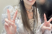 【乃木坂46】あやてぃー、10年の旅路に幕💐メンバーに囲まれた吉田綾乃クリスティーちゃんの最高に温かいラスト集合写真が公開！📸