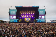 【悲報】イギリスの音楽フェス、5万人が参加し5000人がコロナ感染