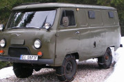 大人気のロシア車「UAZ」って知ってる？軍用車両の製造を目的に作られたメーカー！