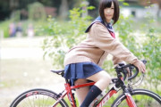 【画像】この自転車乗ってる女子高生ｗｗｗｗｗｗｗｗｗｗｗｗｗｗｗｗ