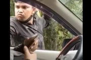 【動画】インドネシア人が運転トラブルを起こす → 相手が警察だということがわかった結果ｗｗｗｗｗｗｗ