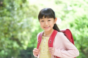 女トッモ(12)「ごめん、今日だけこの子(暴力女)と一緒に帰ってあげて」 ワイ(12)「ひぇ！」