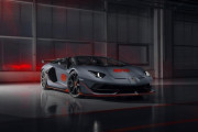 【ランボルギーニ】「アヴェンタドール」と「ウラカン」を発表！