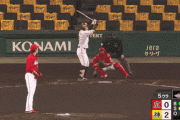 阪神ドラフト1位、佐藤輝明タイムリーヒット貴重な追加点