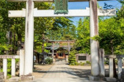 神社の社殿は日本古来のものなのか？外国のものなのか？狛犬や鳥居はどこから来たのか？
