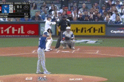 【WS第3戦】大谷翔平、第一打席はエンタイトルツーベース！！！！！！！！！！！！！！！！