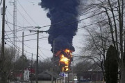 オハイオ州列車爆発事故が発生！→積んでいた有毒物質が周囲を汚染してとんでもない事態になってるらしい・・・