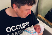 【悲報】イーロン・マスク、息子の名前に爆笑してしまう