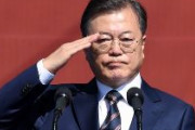 韓国ムン大統領「金正恩委員長の命を尊重する意志に敬意」