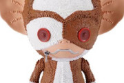 「グレムリン」ギズモがぬいぐるみフィギュアに、ふわふわ立体化