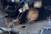 車を解体していた業者さん、中からとんでもない物が出てきて死を覚悟する・・・