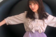 【動画】乃木坂46 与田祐希、女王さまみたいな椅子に座るwww