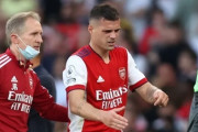 アーセナル痛手…MFジャカが膝負傷で3ヵ月の離脱へ　ノースロンドンダービーで負傷交代