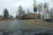 【動画】ロシアで発生したトラック爆発事故の威力がやばい。