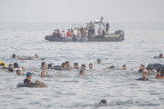 「国境が完全崩壊」　スペイン飛び地に不法移民殺到