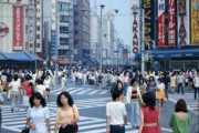 【画像】1978年の新宿の女性のファッションがマブいと話題に