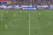 ◆Gif小ネタ◆豪州戦伊東純也の横断ドリブル…タケの横断との違いとは？