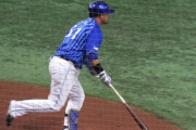 De宮崎(33) .318(264-84) 5本 24打点 OPS.829 得点圏.222