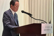 麻生元首相 「韓国の原潜導入、安保の新しいロールモデルに」 ［1/18］