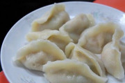 嫁が鍋に餃子を入れるんだが